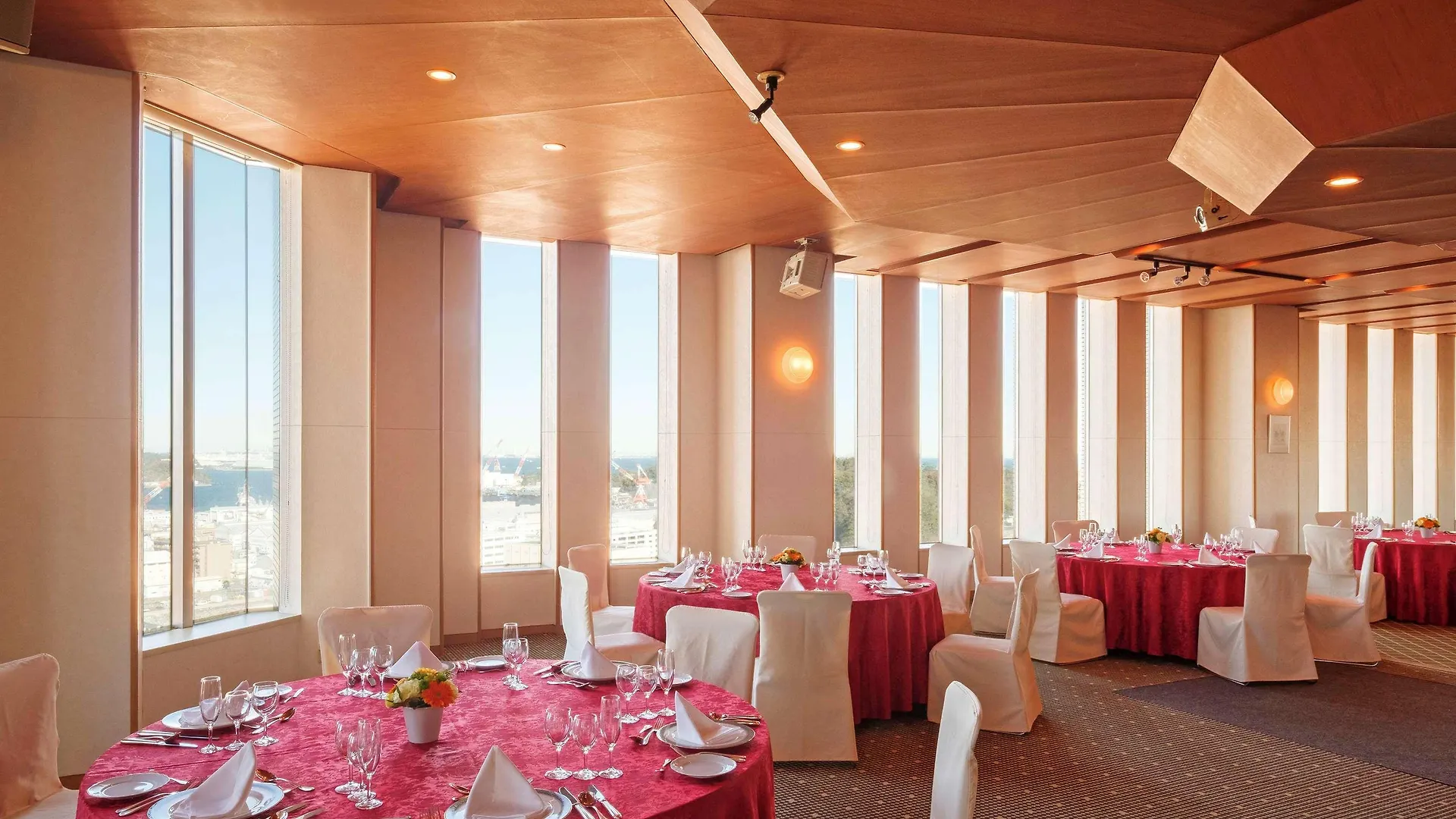 Mercure Yokosuka 3*,